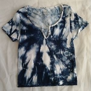 Aeropostale Tie dye V-Cut Top (Size M)